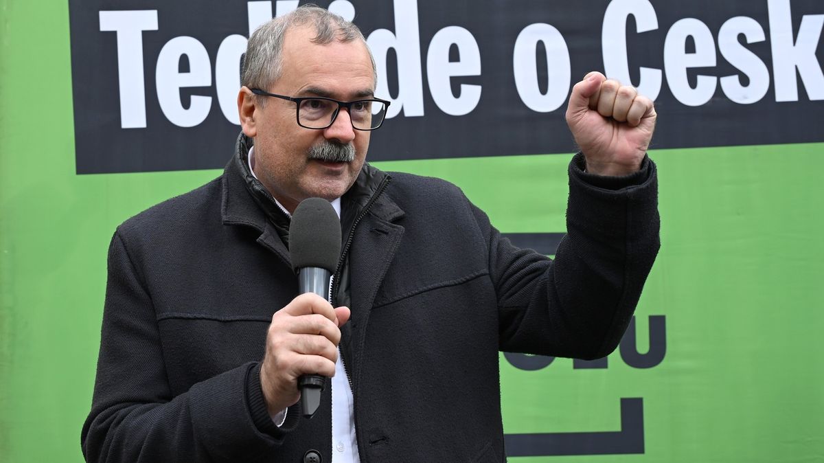 Žáčka poslanci do čela výboru nezvolili, i když se na tom dohodli